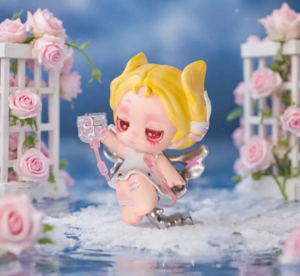 Ossia feel the world figures - open boxes