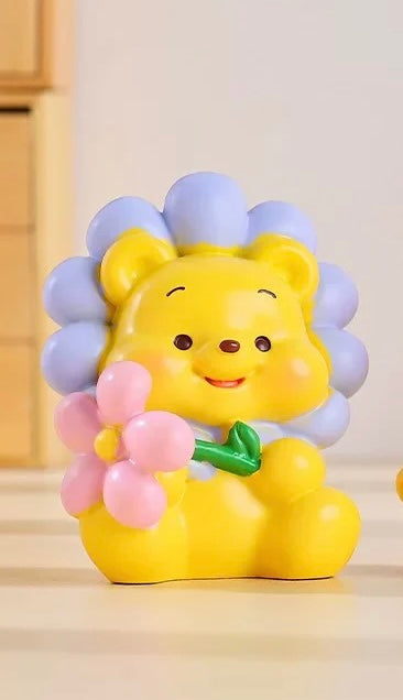 Winnie Nini figure - open box