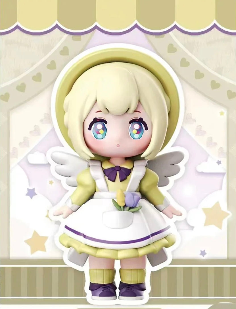 Ninizee the childish island figure - open box
