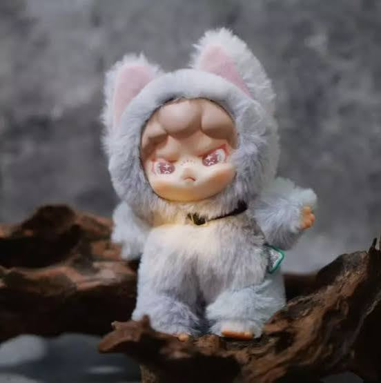 Dora Shanhai dreams plush - open box