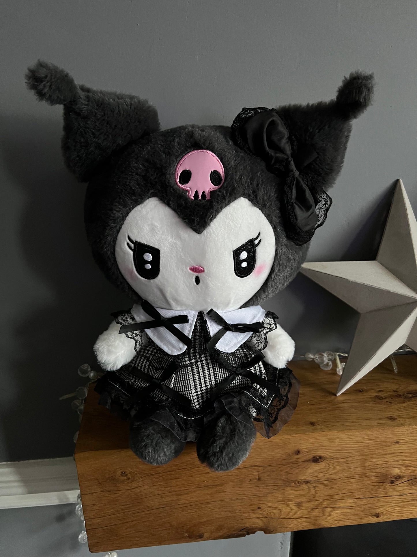 Plushies many characters to choose from