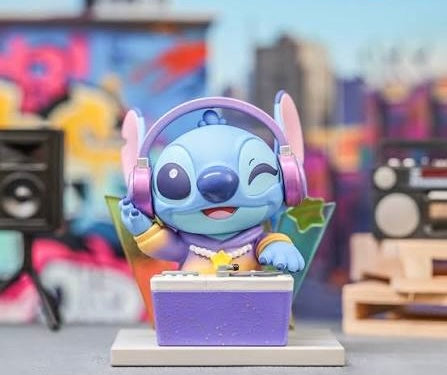 Stitch street style figure - open box