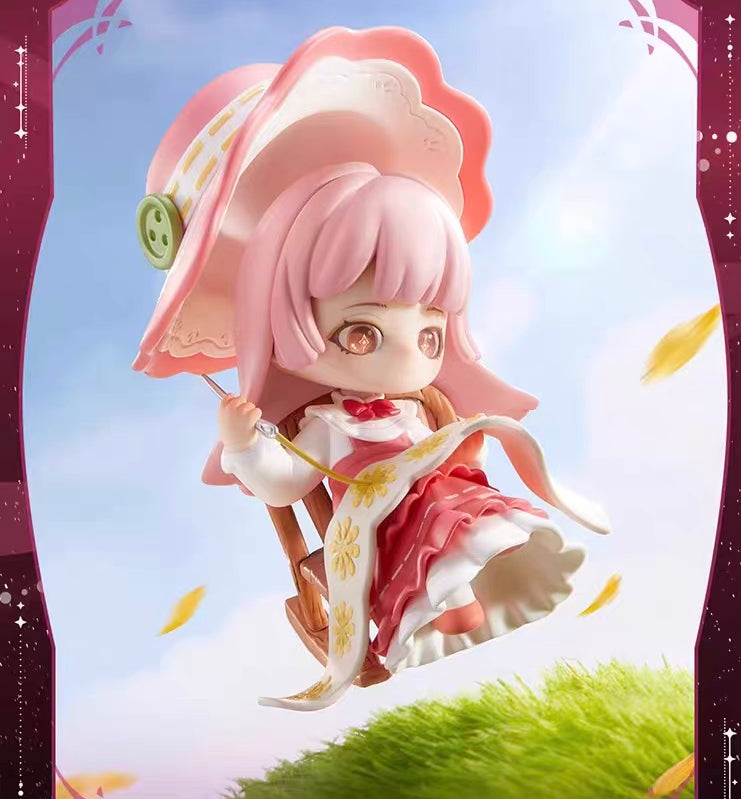 Dear Nikki intro dreamweaver figures - open box