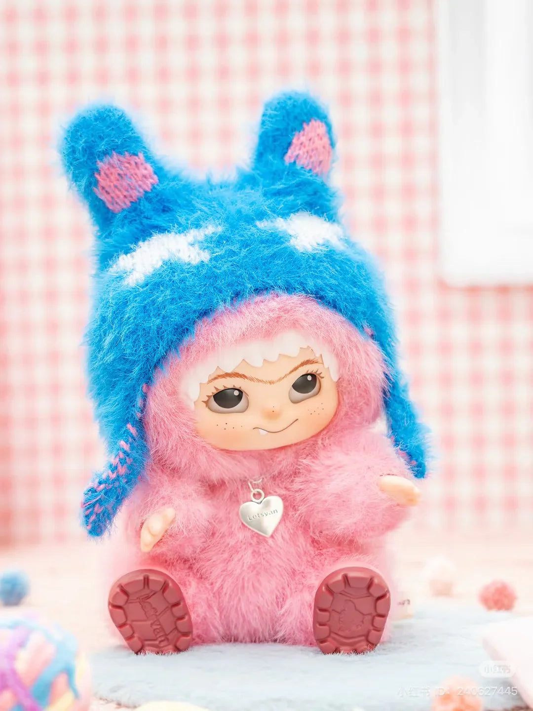 Wakuku fuzzy trendy fun party plush series blind box