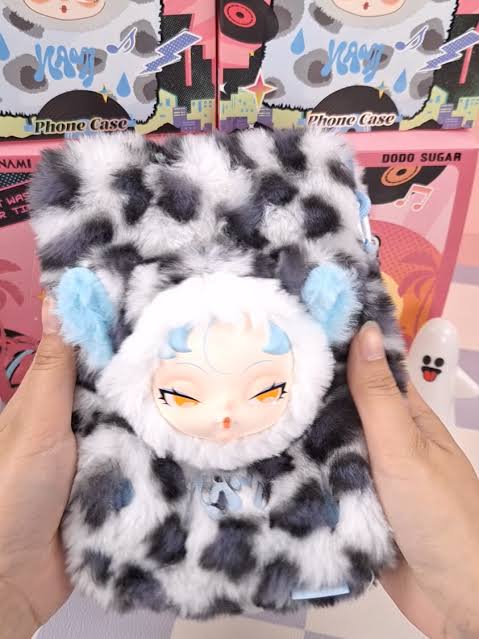 Dodo nami midnight disco plush mobile phone bag - open box