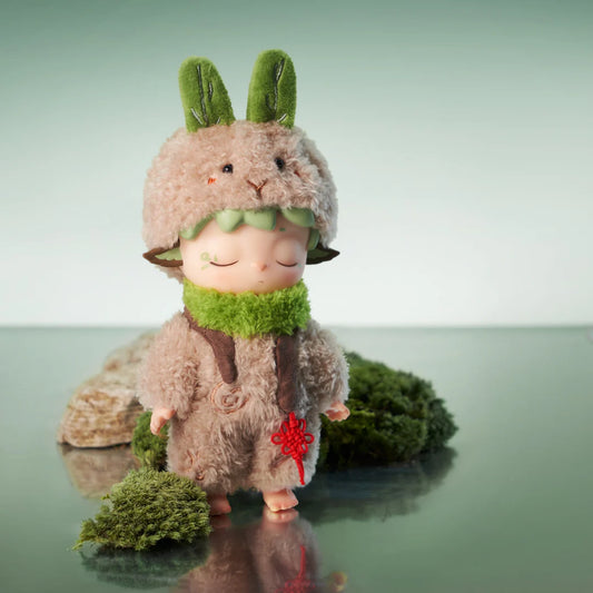 Mimi leisurely elf plush - open box